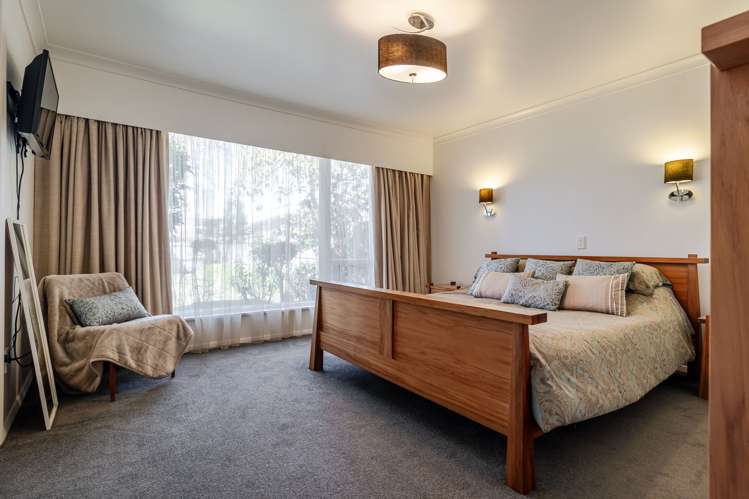 2 Linmor Place Terrace End_16