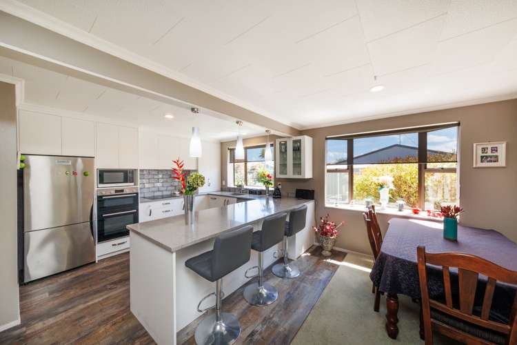 8 Willowbank Crescent Feilding_10