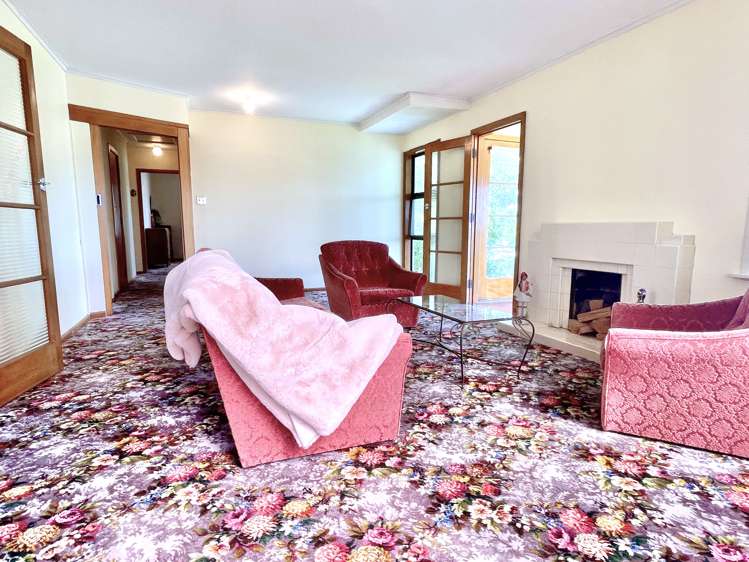 3 Roberts Street Tawa_11