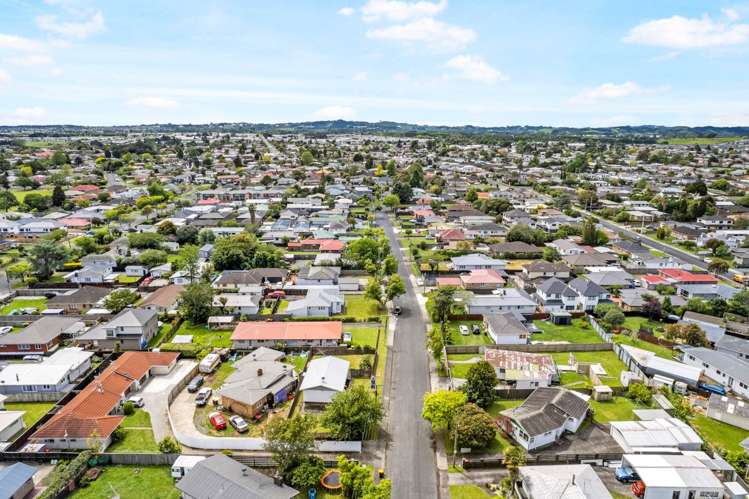 2/27 Scott Road Papakura_22