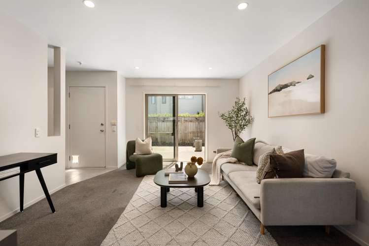 58/21 Hunters Park Drive Three Kings_12