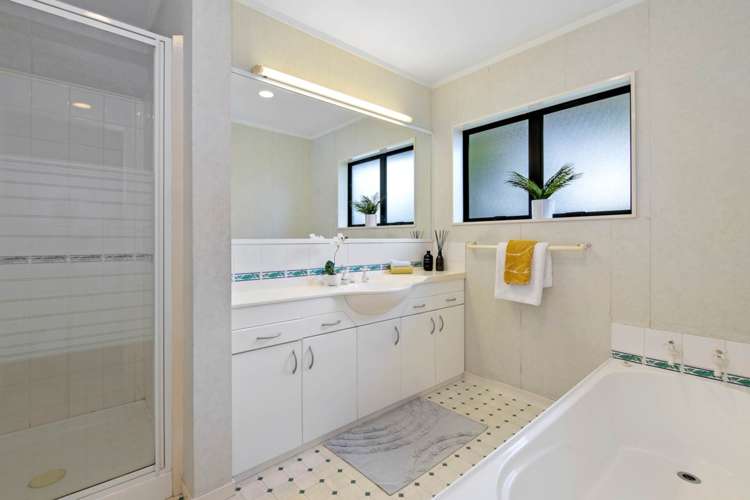 30 Rosario Crescent Red Beach_12