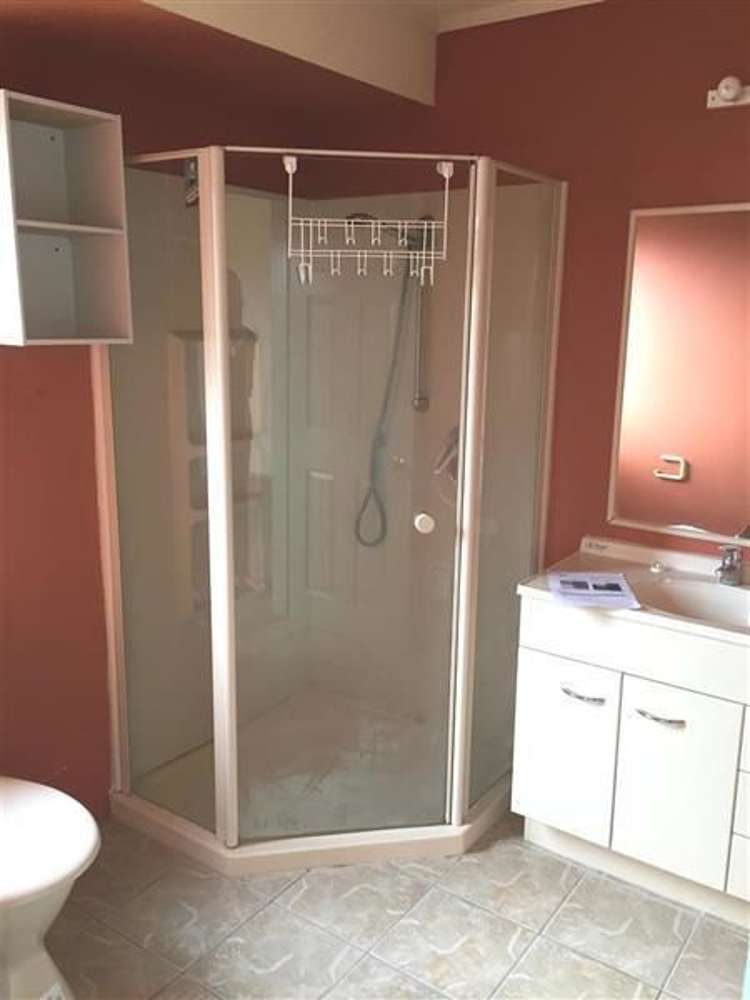 14 Arrowsmith Drive Clover Park_8