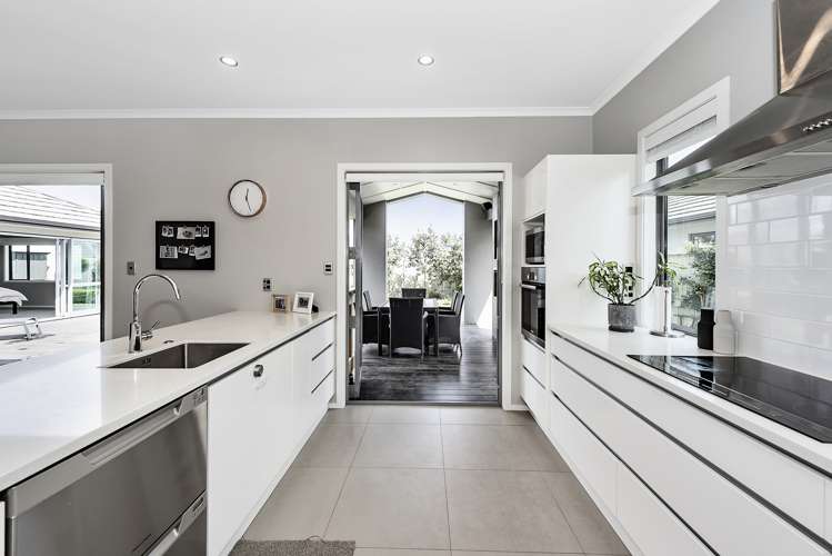 24 Mataroa Crescent Flagstaff_1