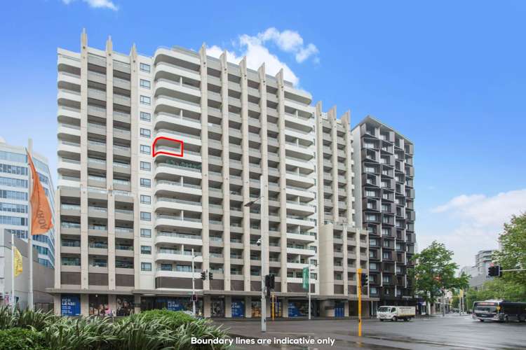 812/47 Beach Road City Centre_4