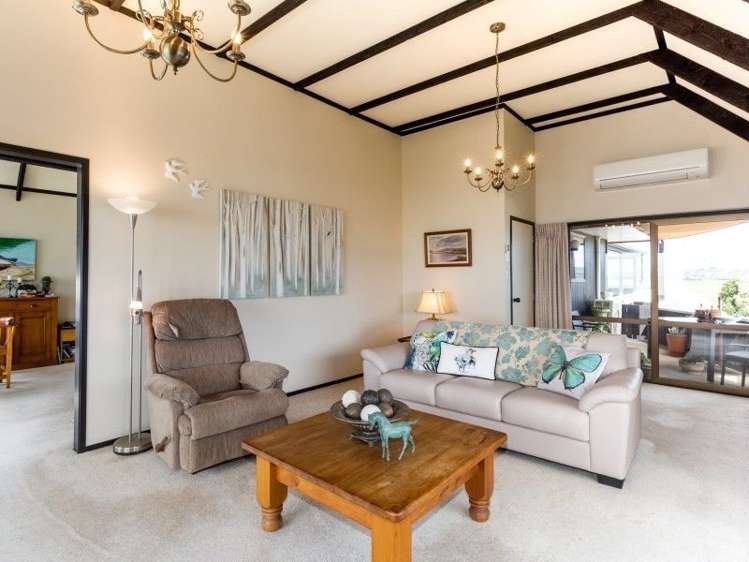 76 The Esplanade Westshore_5