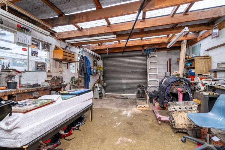 198 Highcliff Road Shiel Hill_17