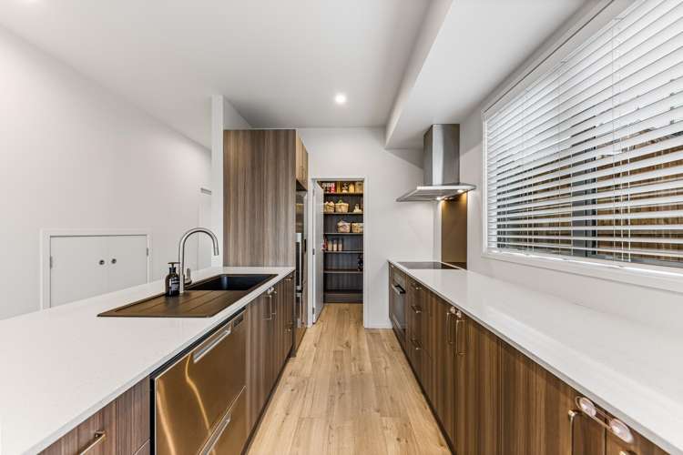 15 Pakoro Close_4