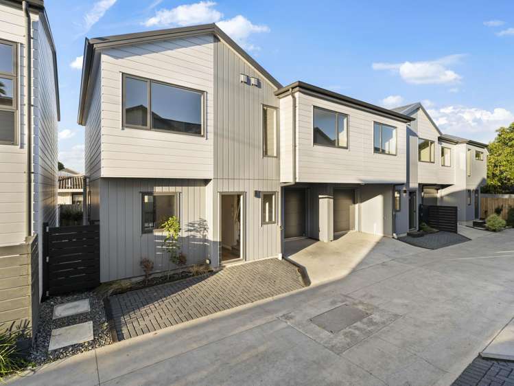 8/43 Clevedon Road Papakura_12