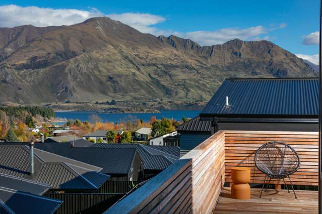 2/87 Mills Road Wanaka_3