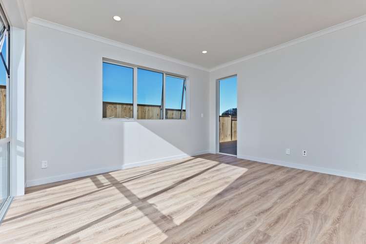 100 Colonial Drive Silverdale_11