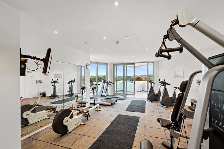 602/11 Tamariki Avenue Orewa_15