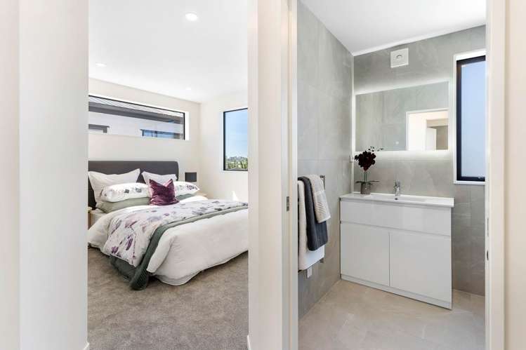 14f Benders Avenue Hillcrest_16