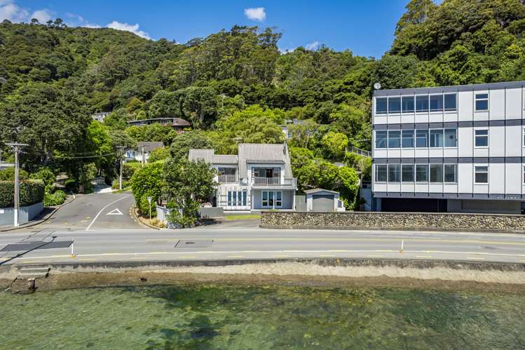 1/2 Gill Road Lowry Bay_14