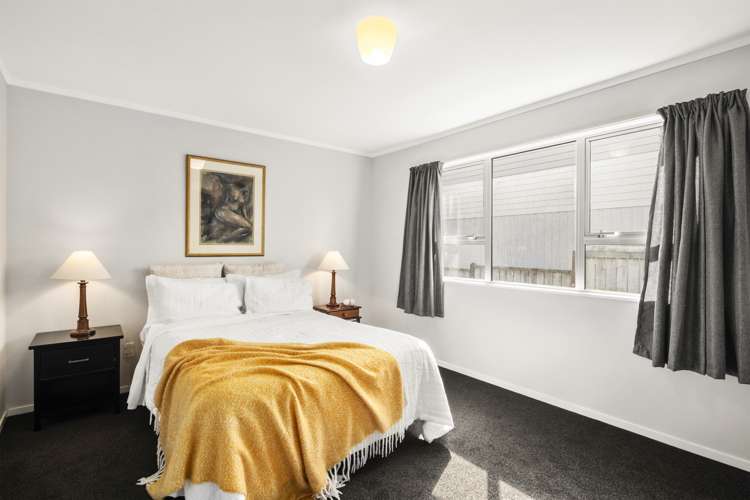 13 Arun Crescent Southgate_6