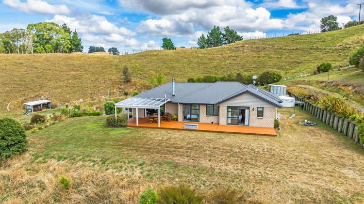 719 Makino Road Feilding_17