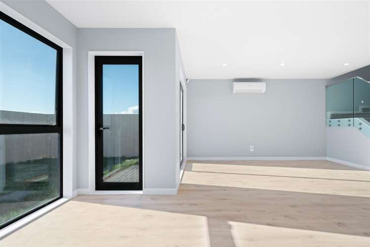8 Taipahitini Road_5