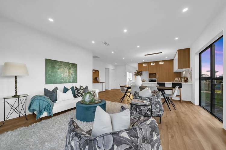 28 Korowhiti Road Clarks Beach_11