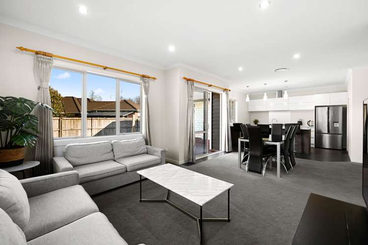 27 Teatree Close Huntington_6