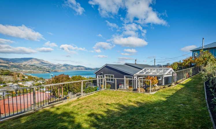 8 Days Road Lyttelton_19