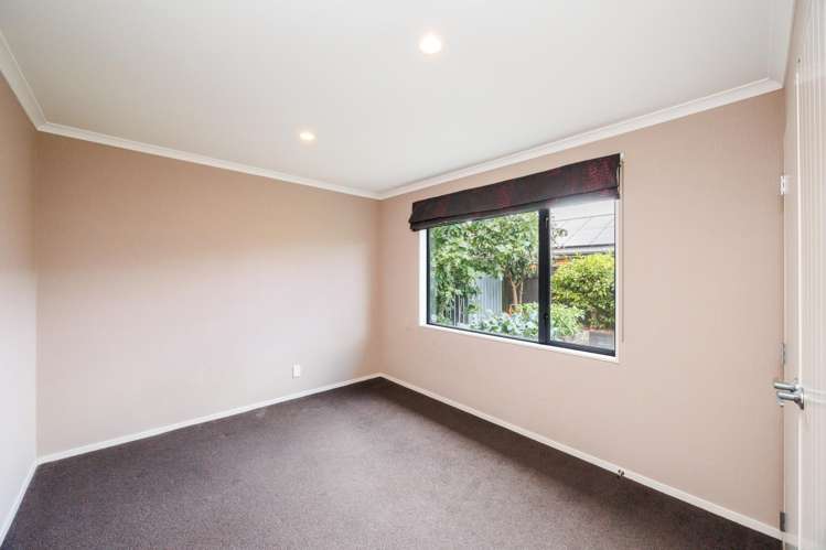 9 Angelina Way Kelvin Grove_11