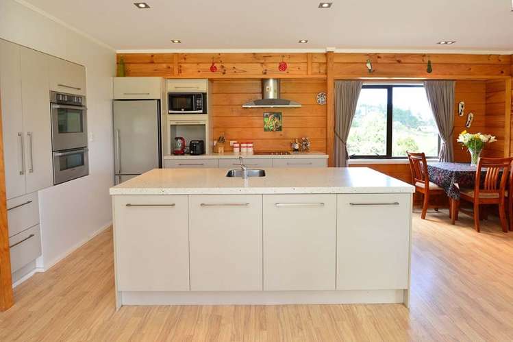 59 Pipitiwai Drive Helensville_10