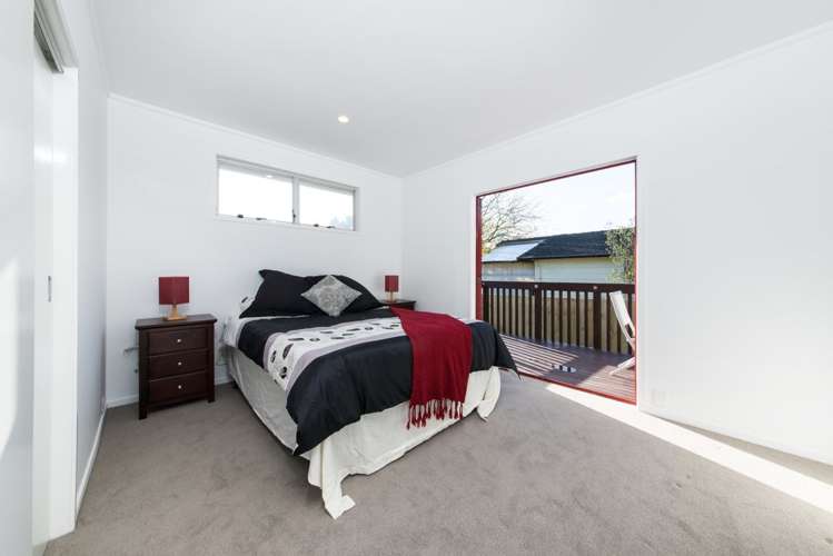 36 Riverpark Crescent Henderson_8