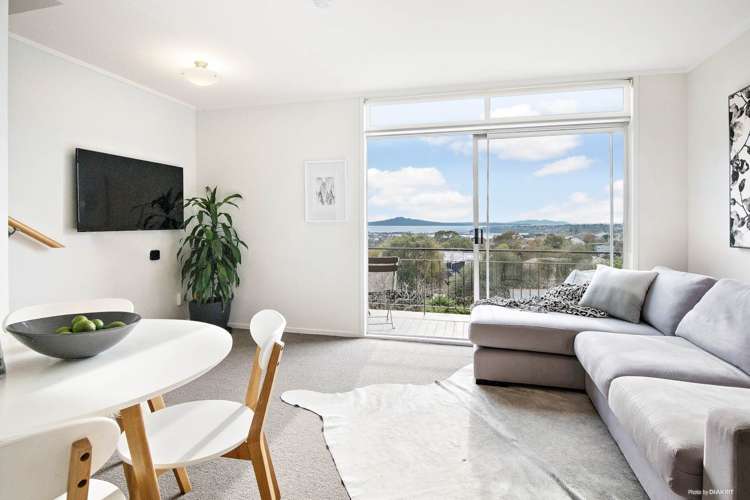 13/16 Belmont Terrace Remuera_1