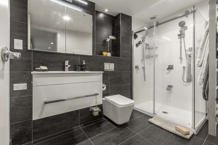 1B/9 Charlotte Street Eden Terrace_5