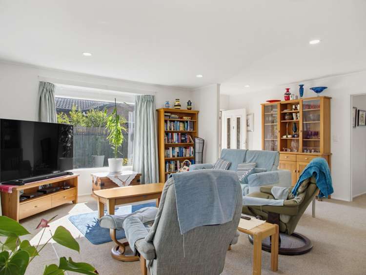 8 Chalmers Close Orewa_5