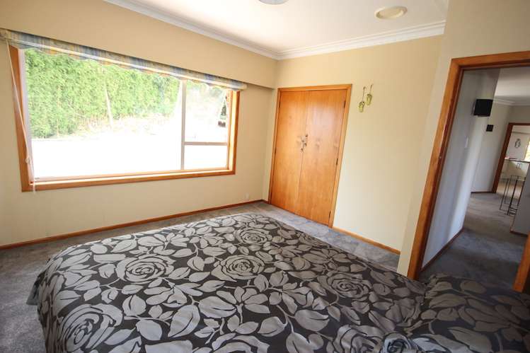 86 Russell Road Huntly_9