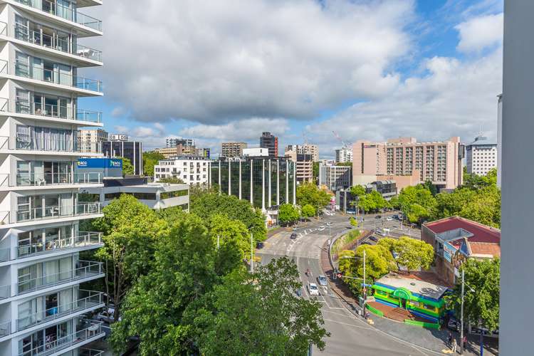825/430 Queen Street Auckland Central_15