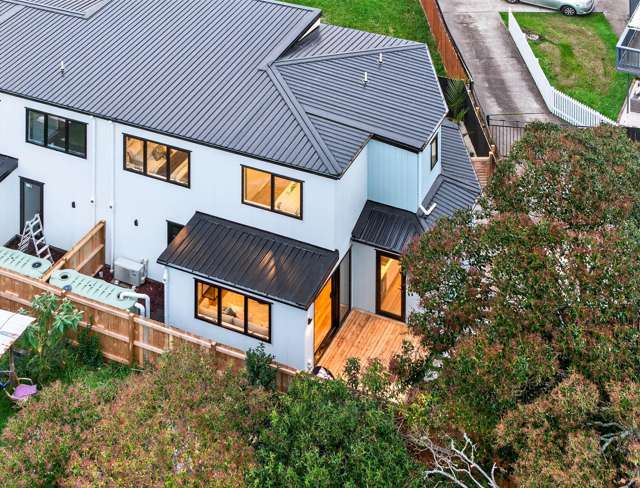 121D Vodanovich Road Te Atatu South_4
