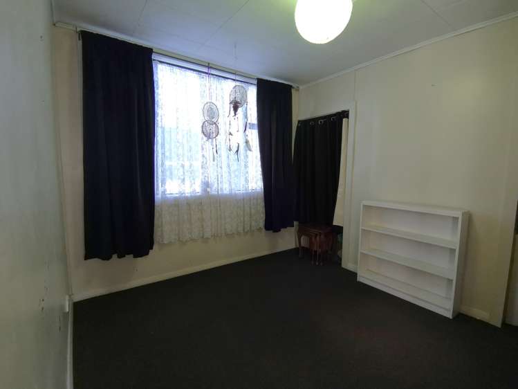 166 Sewell Street Hokitika_7