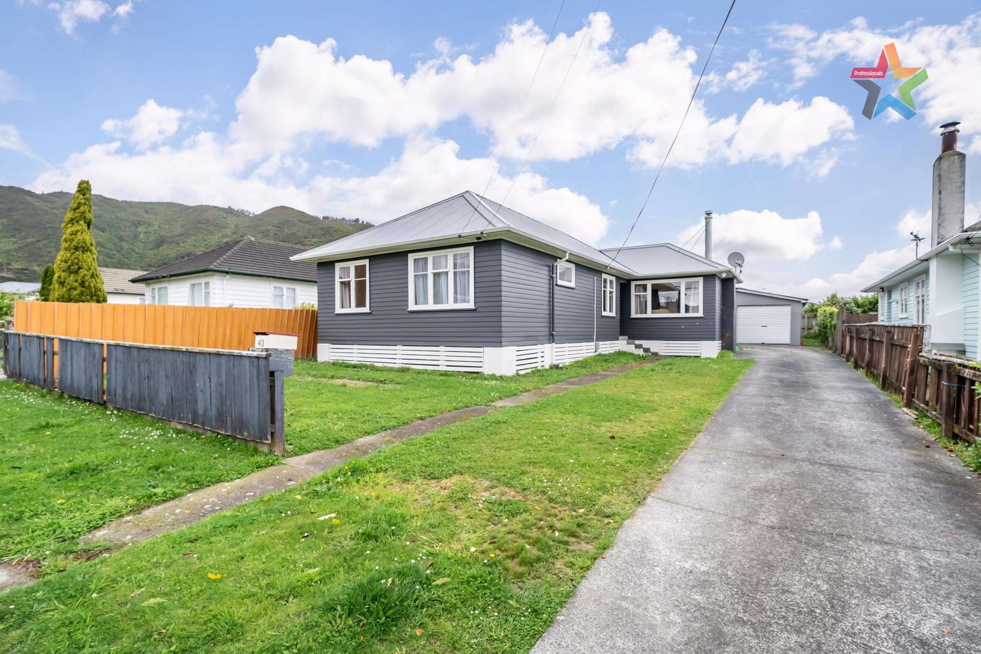 43 Russell Road Wainuiomata_0