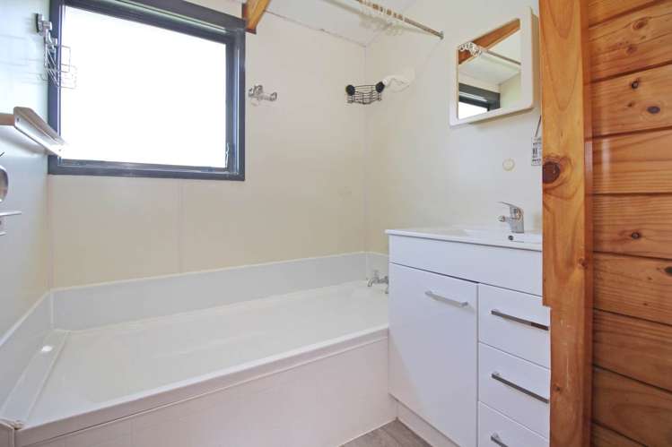 1/11 Dalmahoy Place Wattle Downs_10