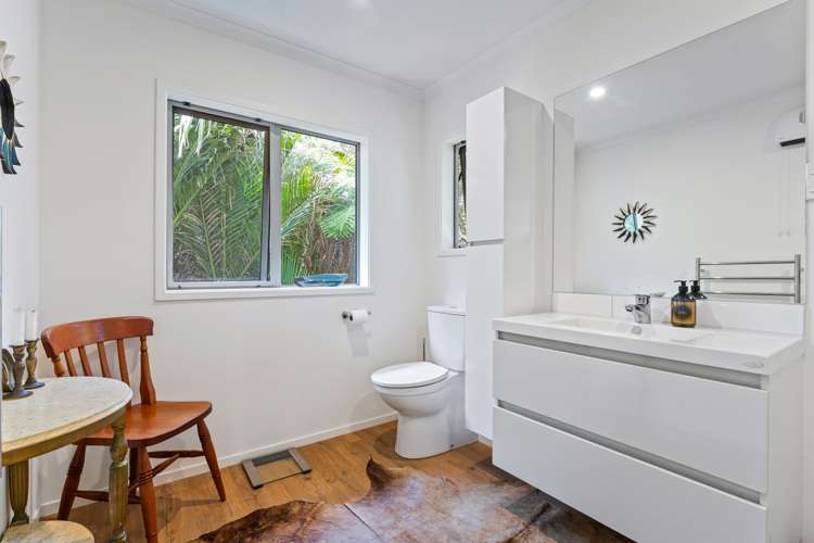 296 Motutara Road Muriwai_10