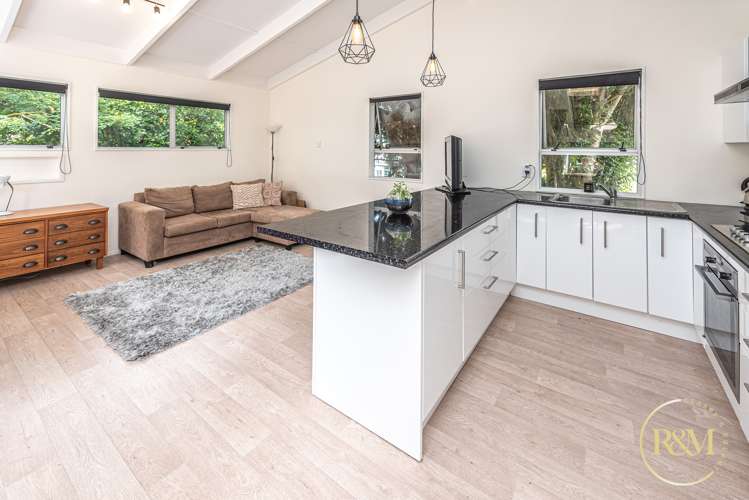 9 Fitzherbert Avenue Springvale_18