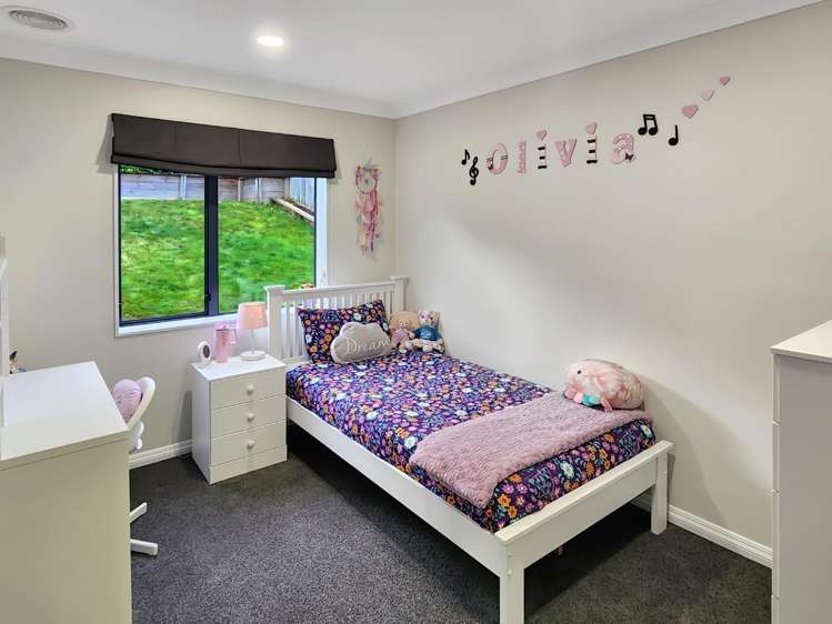 16 Birkinshaw Grove Riverstone Terraces_11