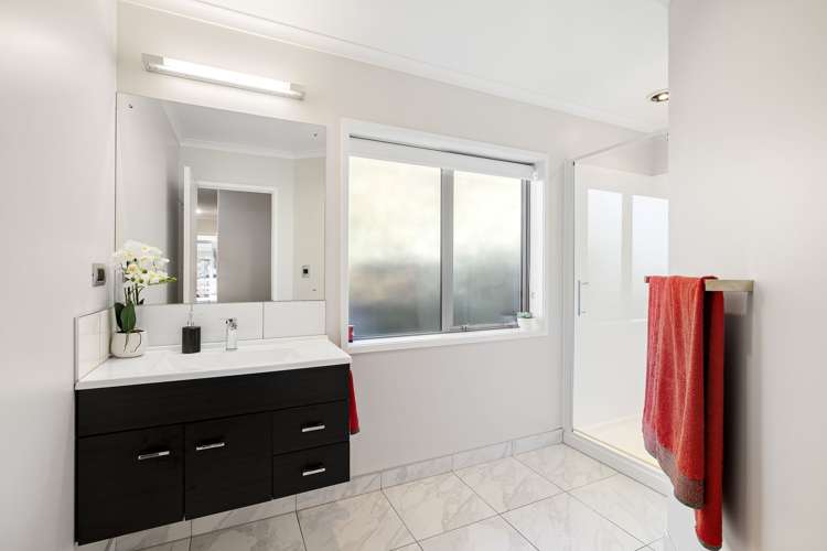 320 Pages Road Wainoni_9