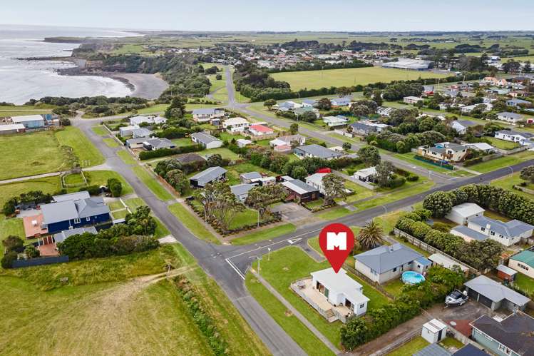 11 Hector Place Opunake_10