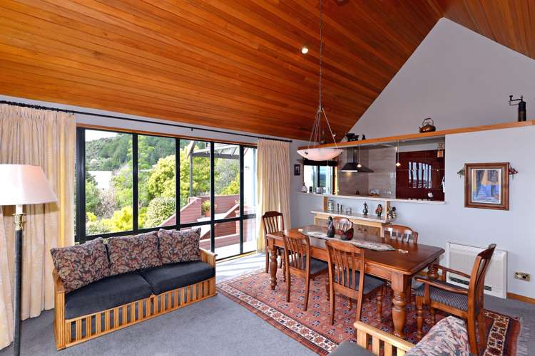 1 Valhalla Lane Richmond_12