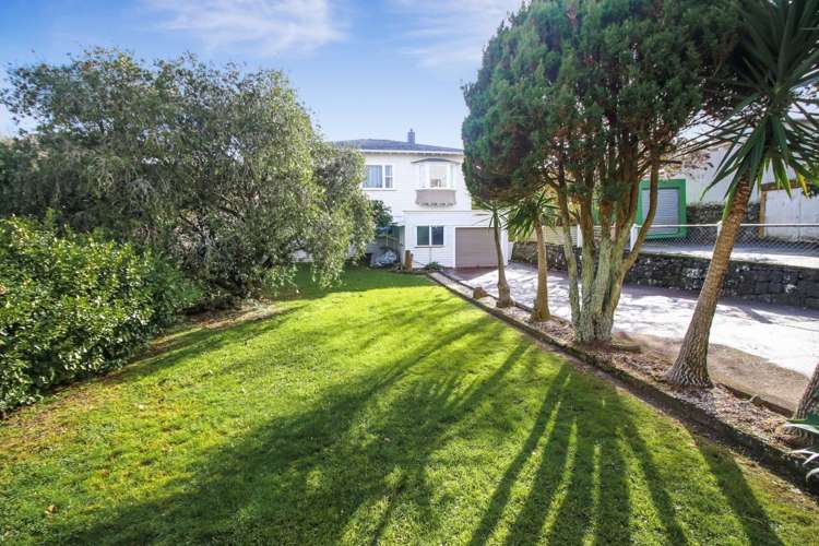 8 Parkhill Road Morningside_17