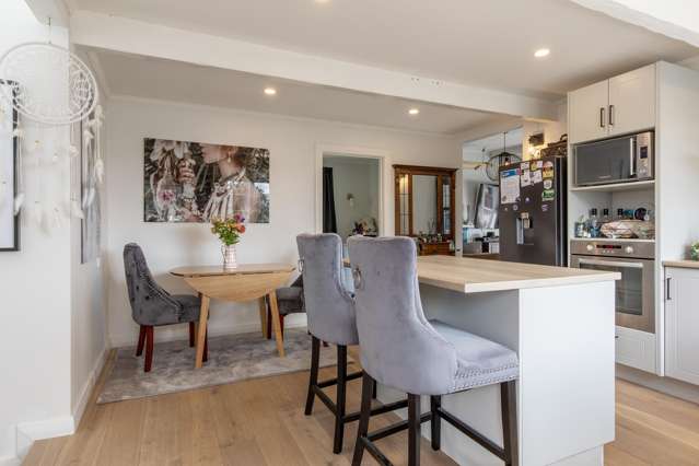 13 Racecourse Road Waipukurau_4