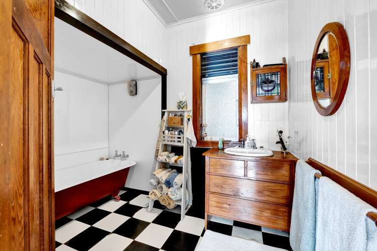 19 Gaine Street New Plymouth Central_13