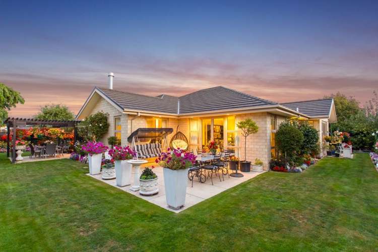 32 Applefield Court Northwood_17