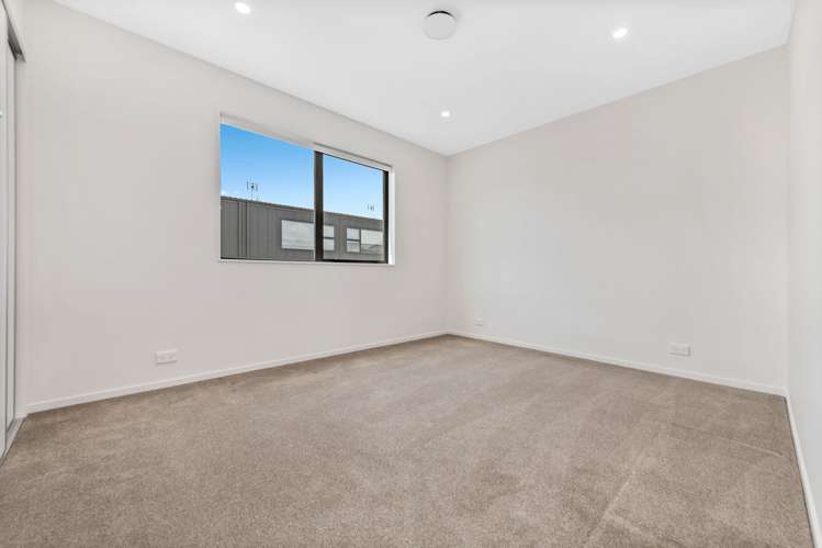 17 Whimbrel Road Flat Bush_12