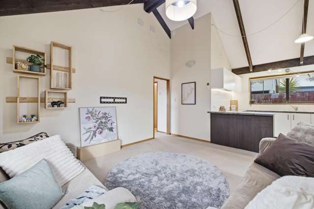 Convenient Living in Cashmere Zone
