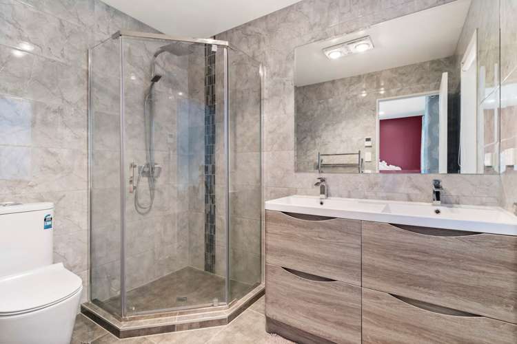 16 Kilcooley Road Flat Bush_24