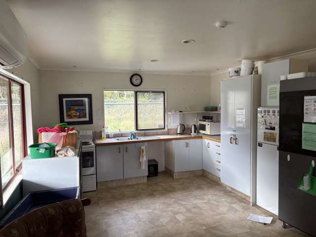 4 King Charles Drive Kingsley Heights_4